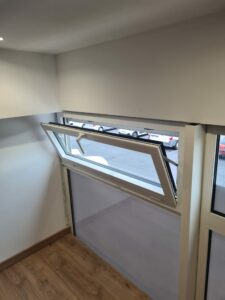 fermetures-tet-artisan-menuisier-millas-pyrenees-orientales-66-exterieures-moustiquaire-stores-cuisine-volet-fenêtre-porte